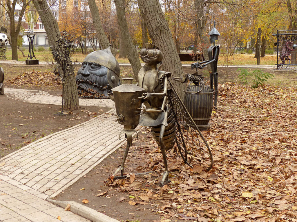 Аллея Сказок